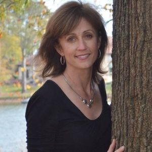 Meet your Posher, Diane